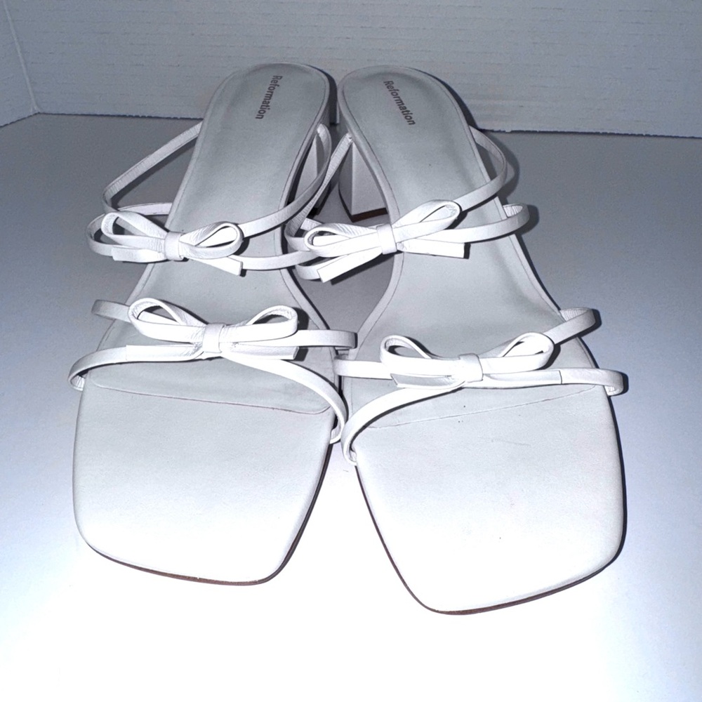 Reformation Elodie Bow White Block Heel Sandals 11 - Picture 3 of 6